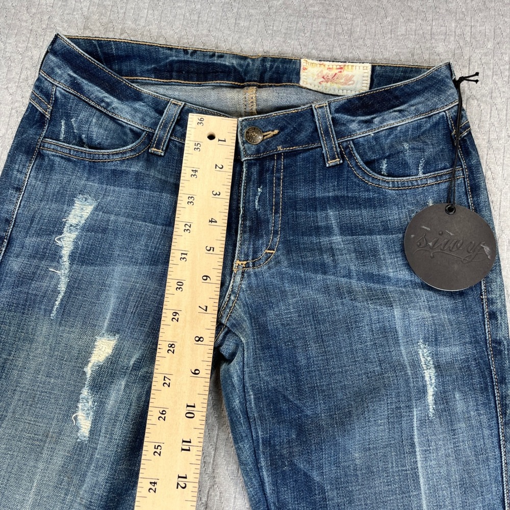 New with tags SIWY women 27/30X34 low rise Distressed whiskered Sexy Dress Jeans - Picture 10 of 16